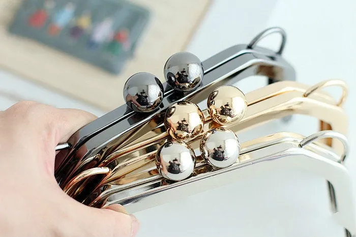 14 x 8cm ( 5 1/2" x 3") Purse Frame / Handle Purse Frame With Screws