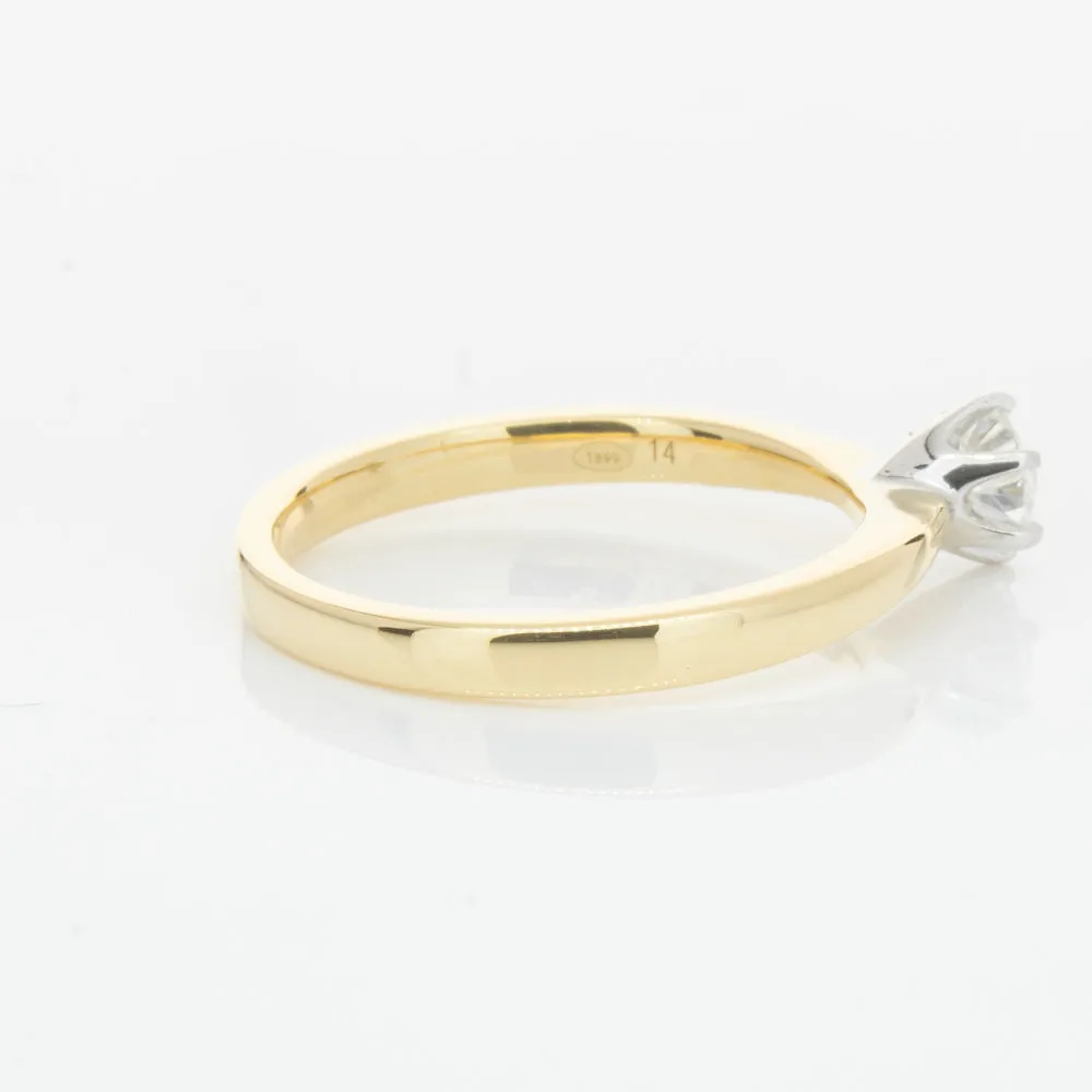 18ct Yellow Gold .41ct Diamond Nova Ring