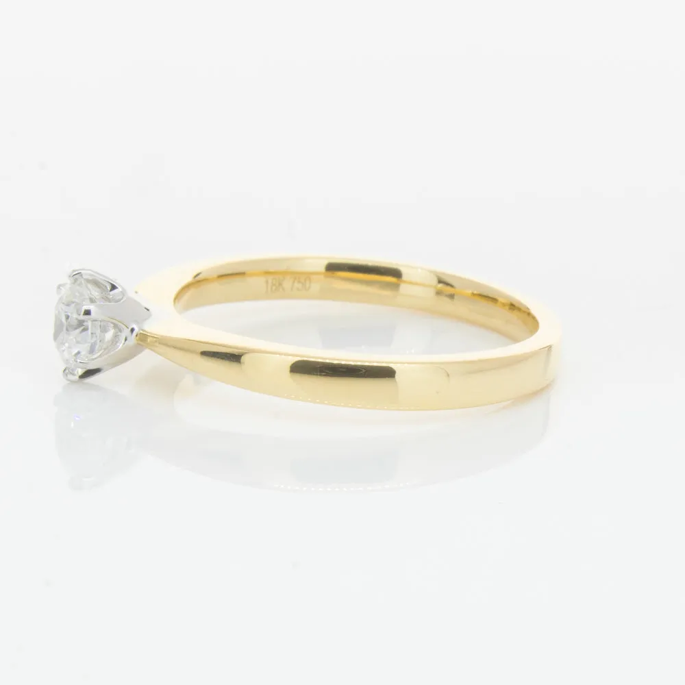 18ct Yellow Gold .41ct Diamond Nova Ring