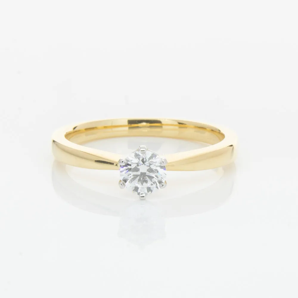 18ct Yellow Gold .41ct Diamond Nova Ring