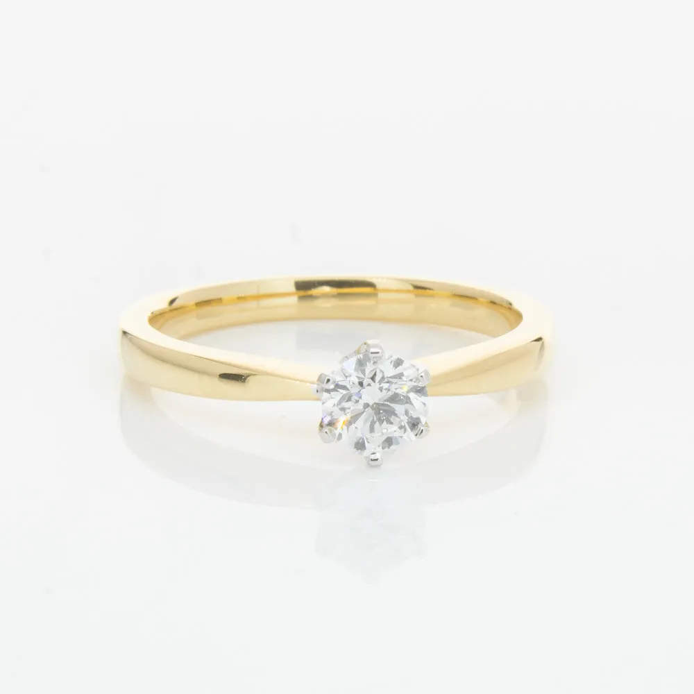 18ct Yellow Gold .41ct Diamond Nova Ring