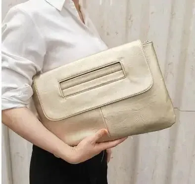2023 Fashion women's envelope clutch bag High quality Cross body Bags for women trend handbag messenger bag large Ladies Clutches.