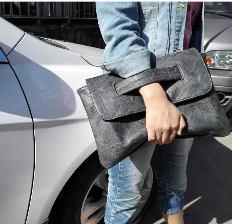 2023 Fashion women's envelope clutch bag High quality Cross body Bags for women trend handbag messenger bag large Ladies Clutches.