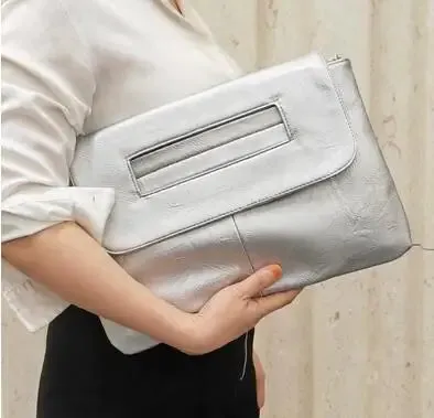 2023 Fashion women's envelope clutch bag High quality Cross body Bags for women trend handbag messenger bag large Ladies Clutches.