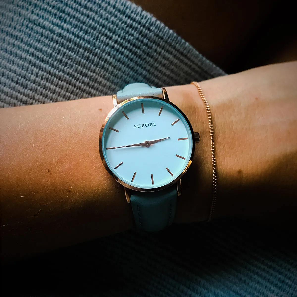 Dazzling Nature Watch Rosegold And Grey Colour