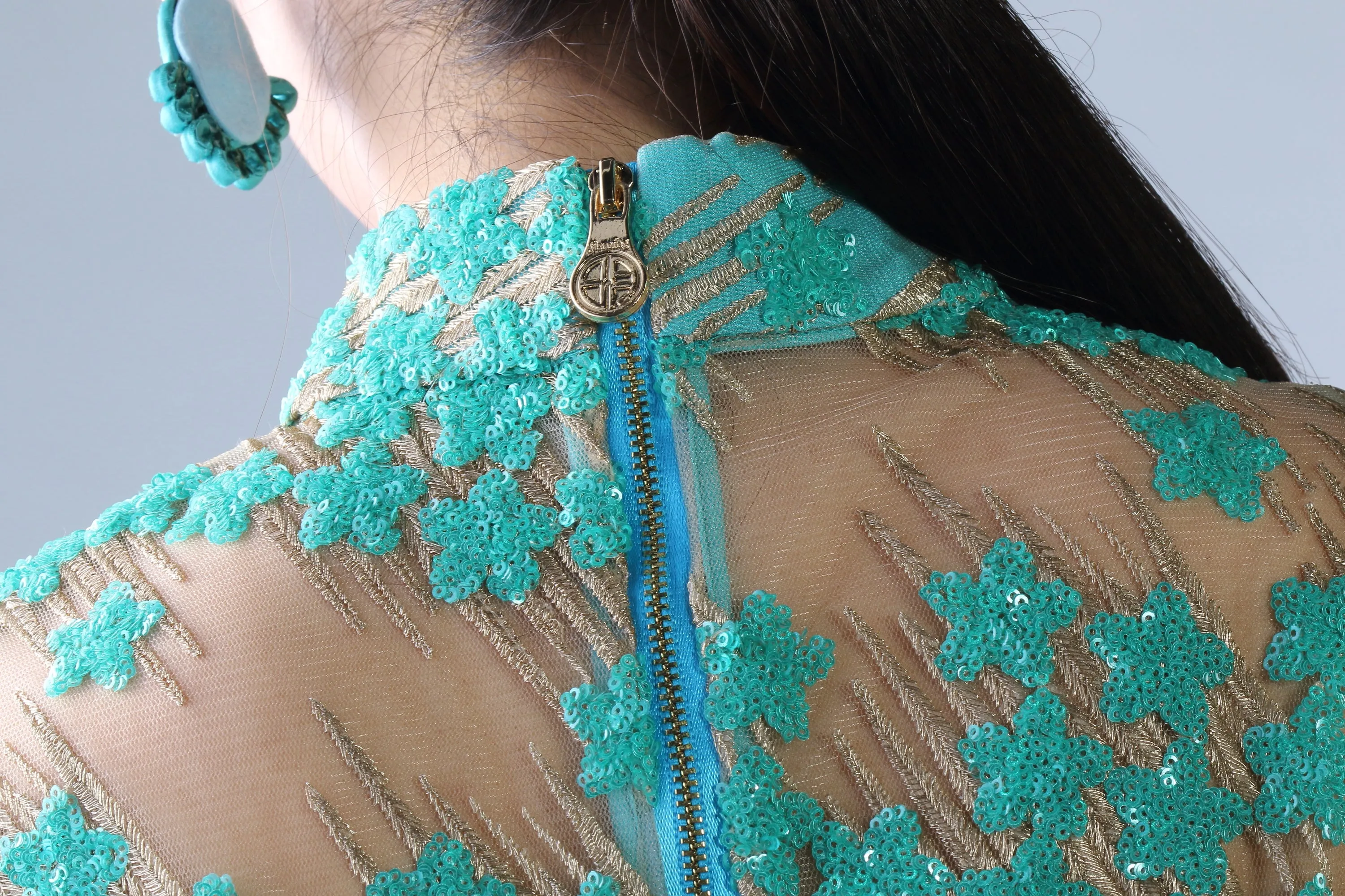 DIANA V-neck Cheongsam (Aqua)