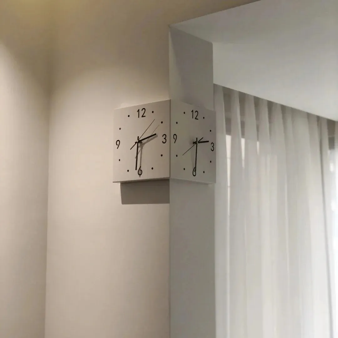 Double Sided Digital Wall Clock 27 x 27 x 27 cm