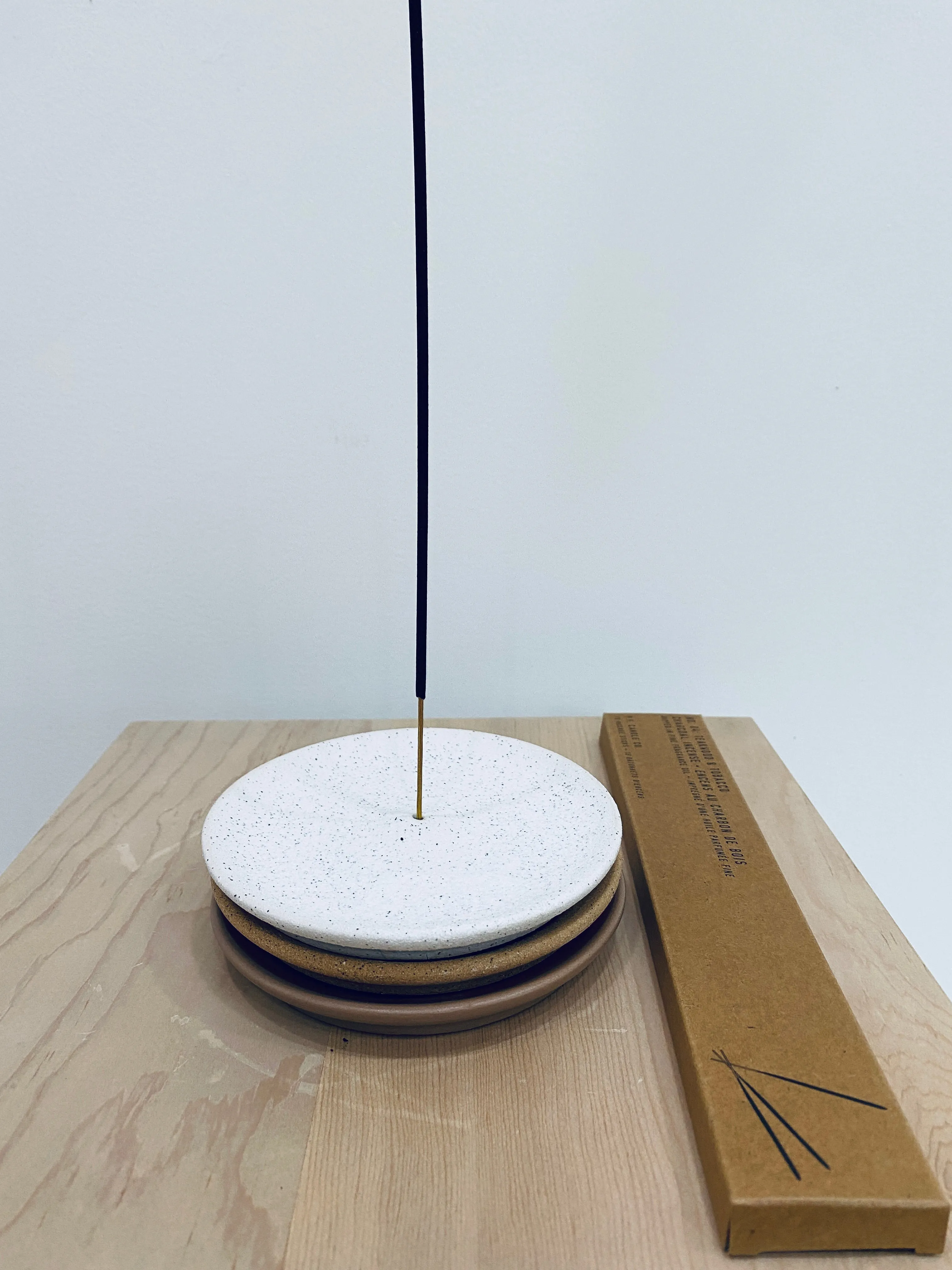 Ellis Incense Holder: Assorted Colors