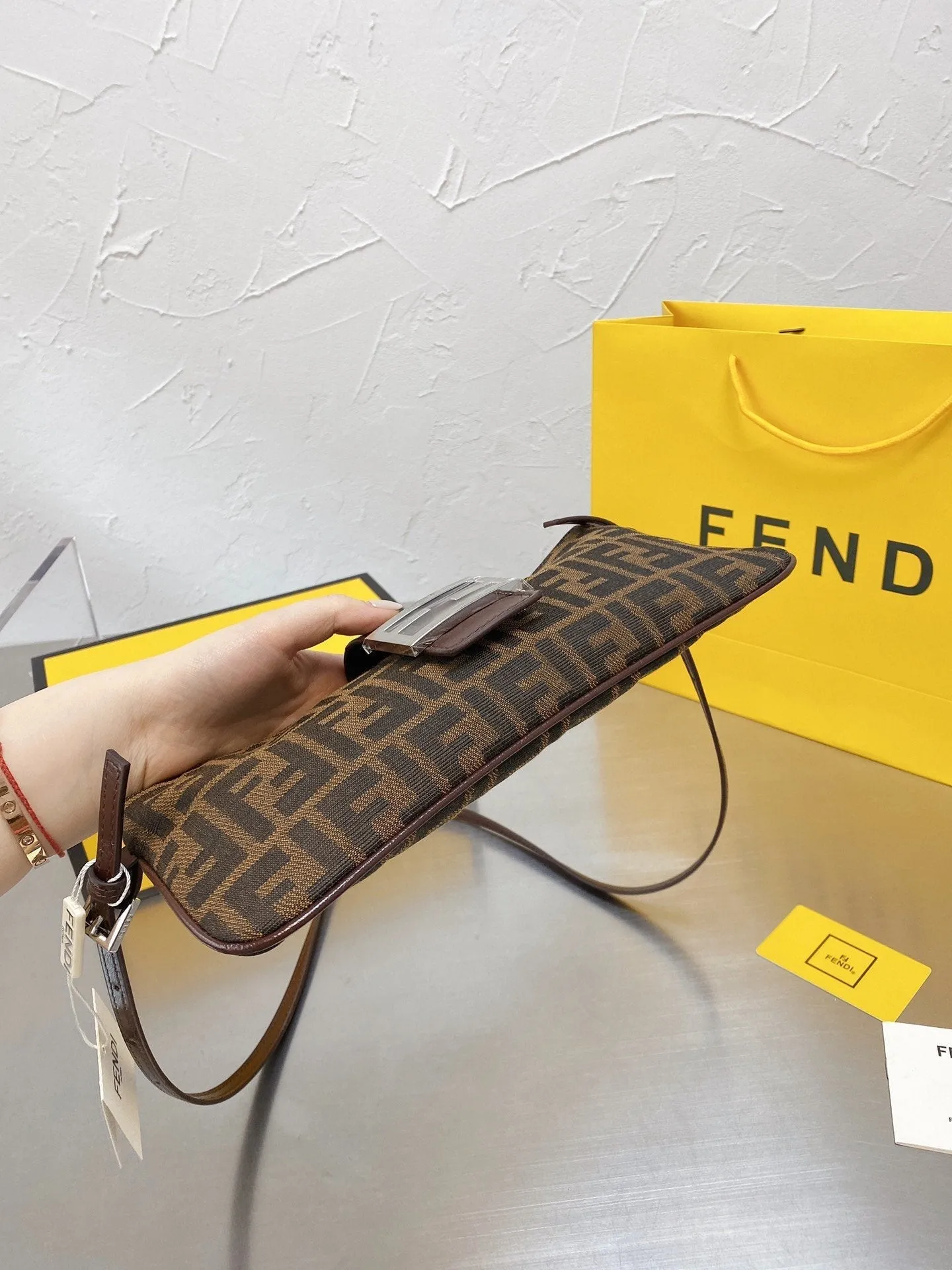 EN   Designer bags by Fendi 113
