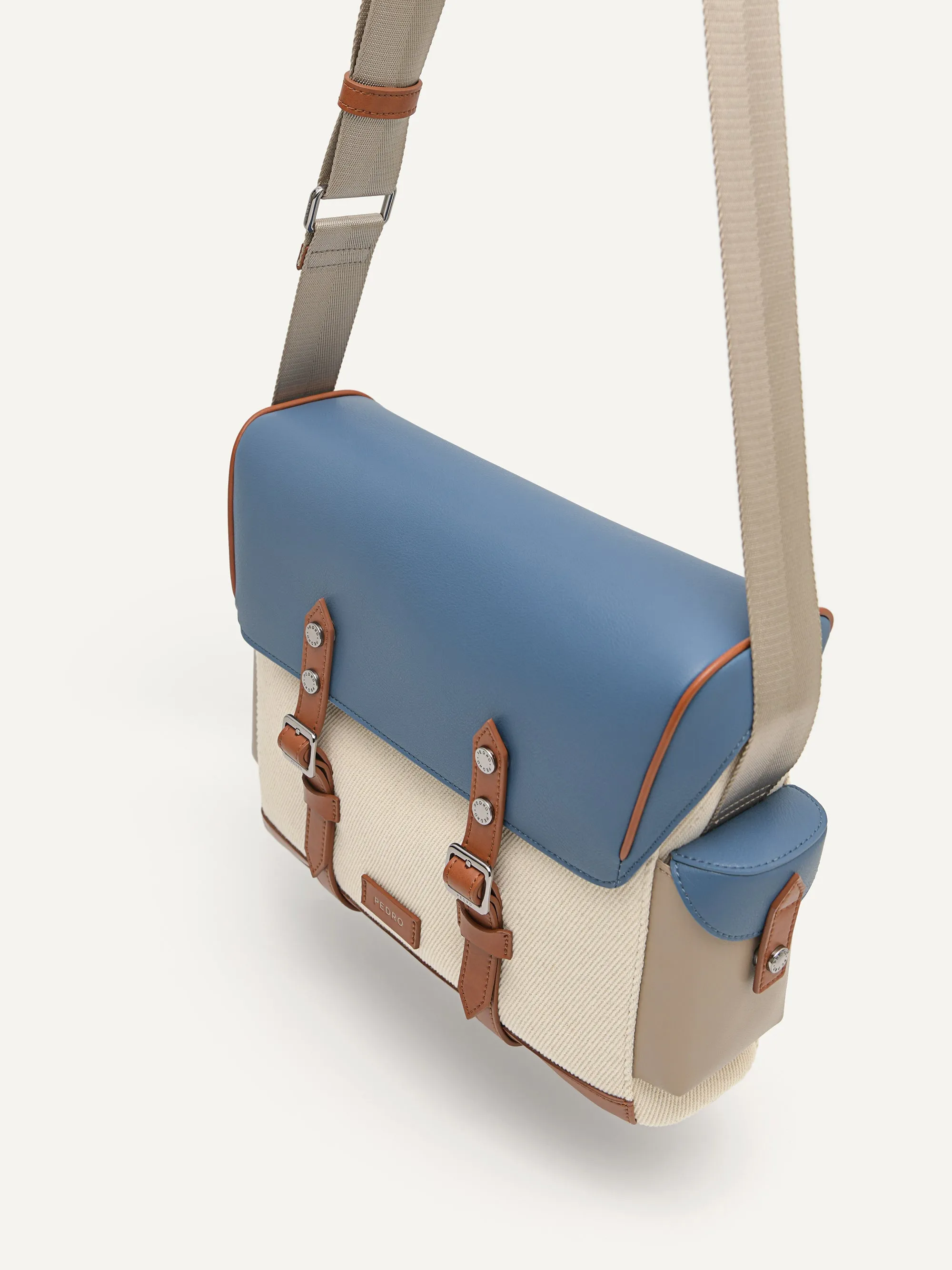 Jones Messenger Bag