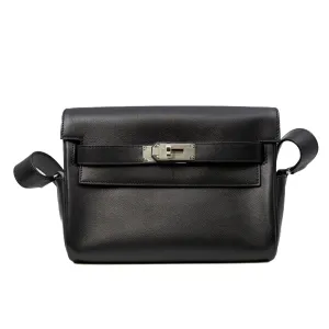 Kelly Messenger PM Bag In Black Evergrain Leather PHW W Stamp