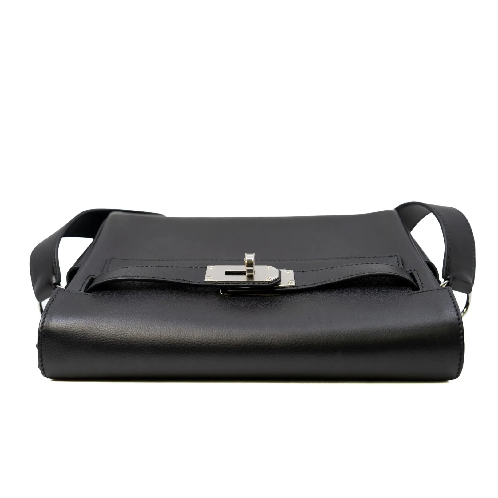 Kelly Messenger PM Bag In Black Evergrain Leather PHW W Stamp