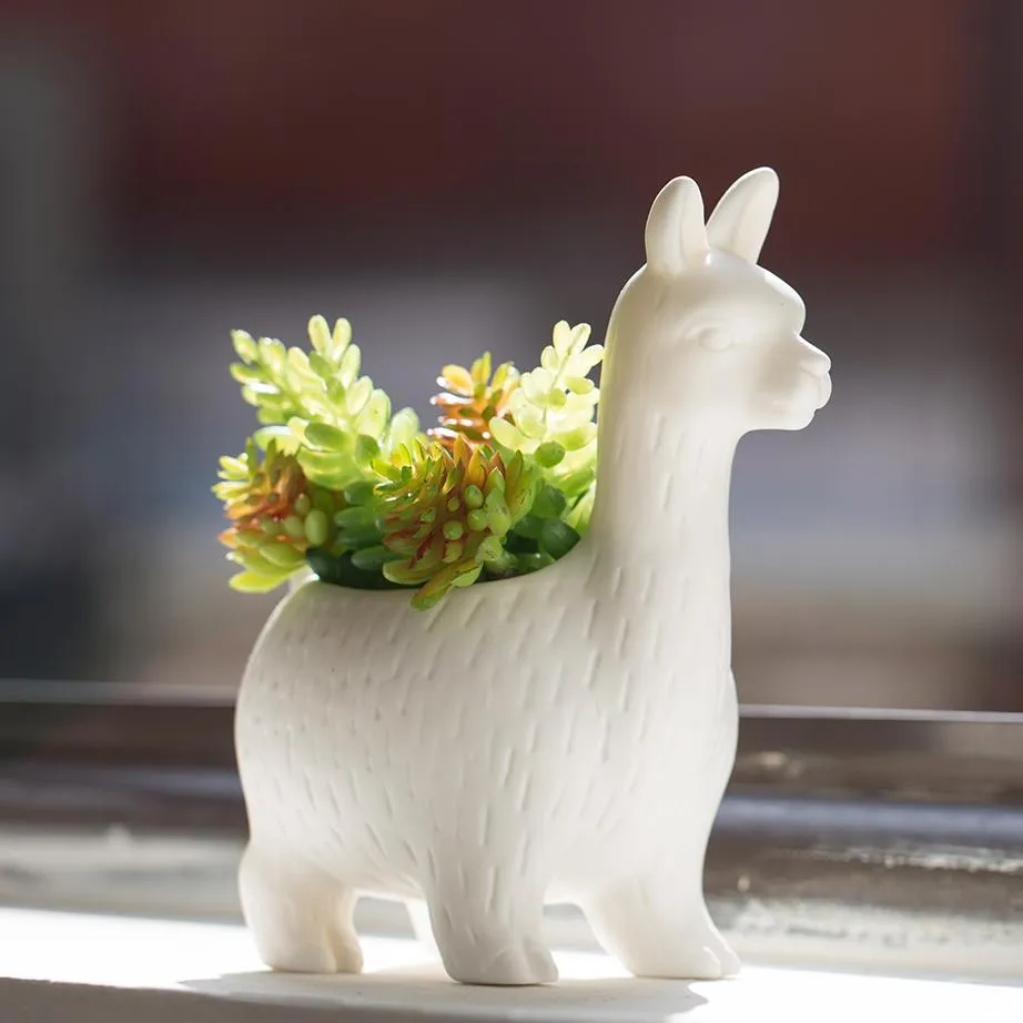 Lloyd the Llama Planter