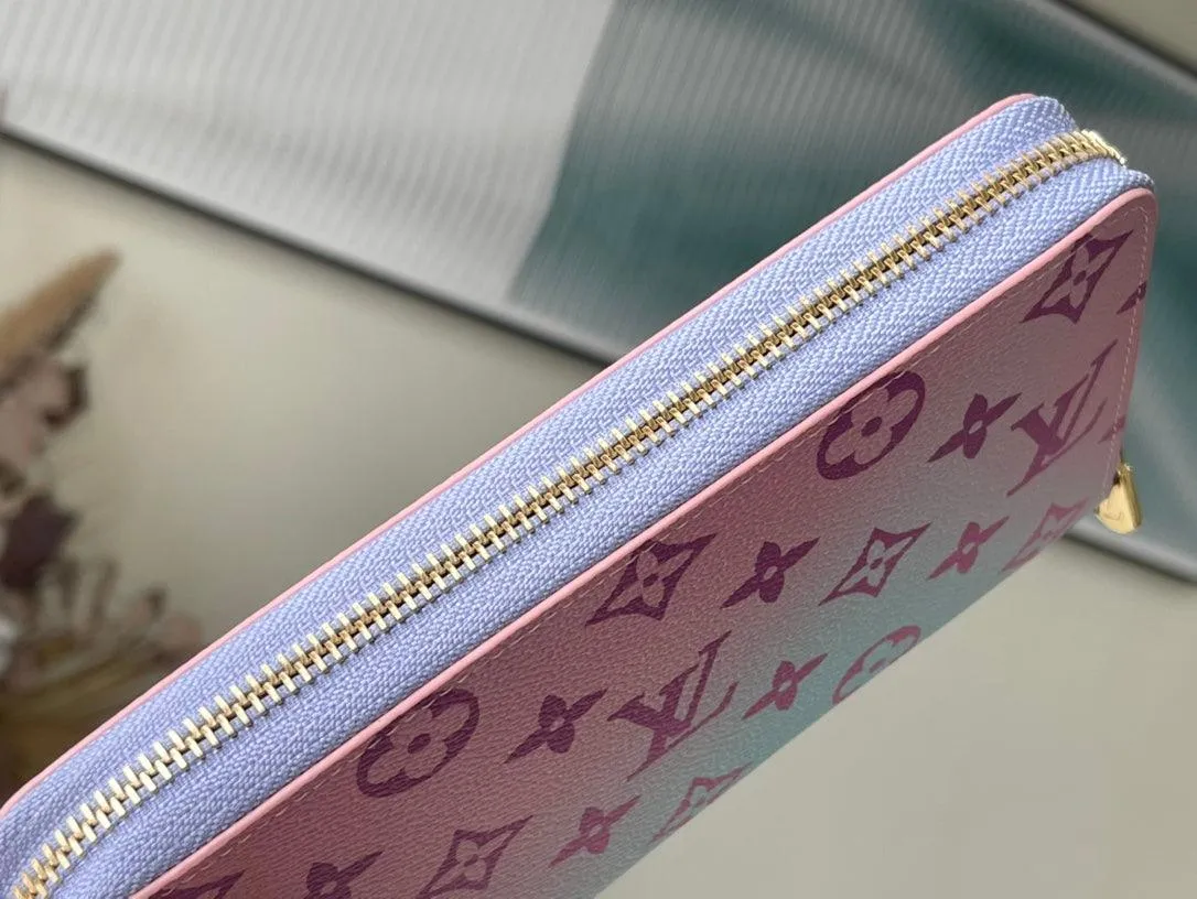 LV ZIPPY WALLET M81340