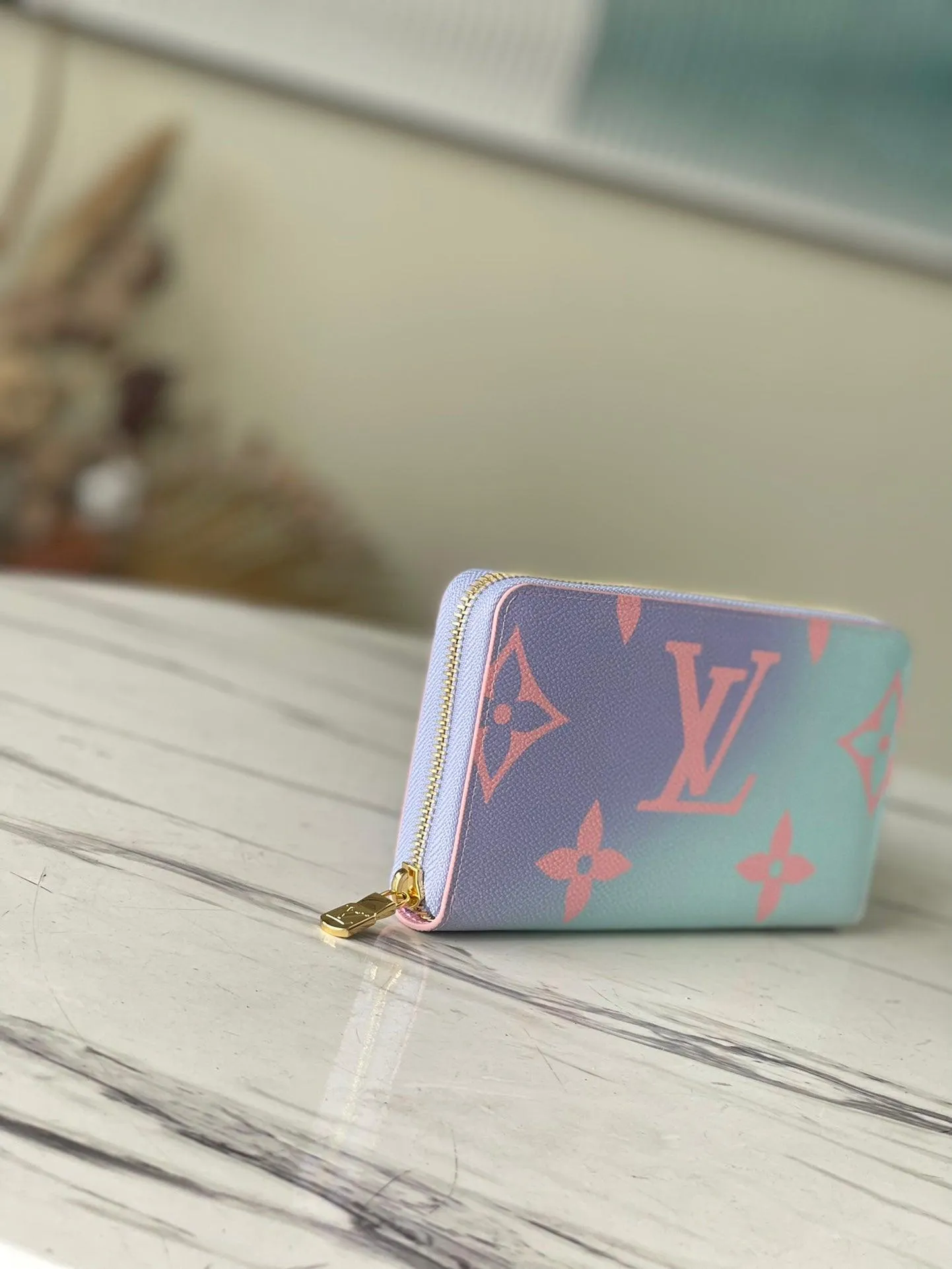 LV ZIPPY WALLET M81340