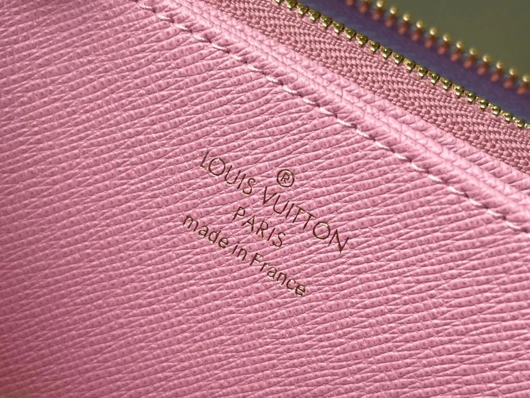 LV ZIPPY WALLET M81340