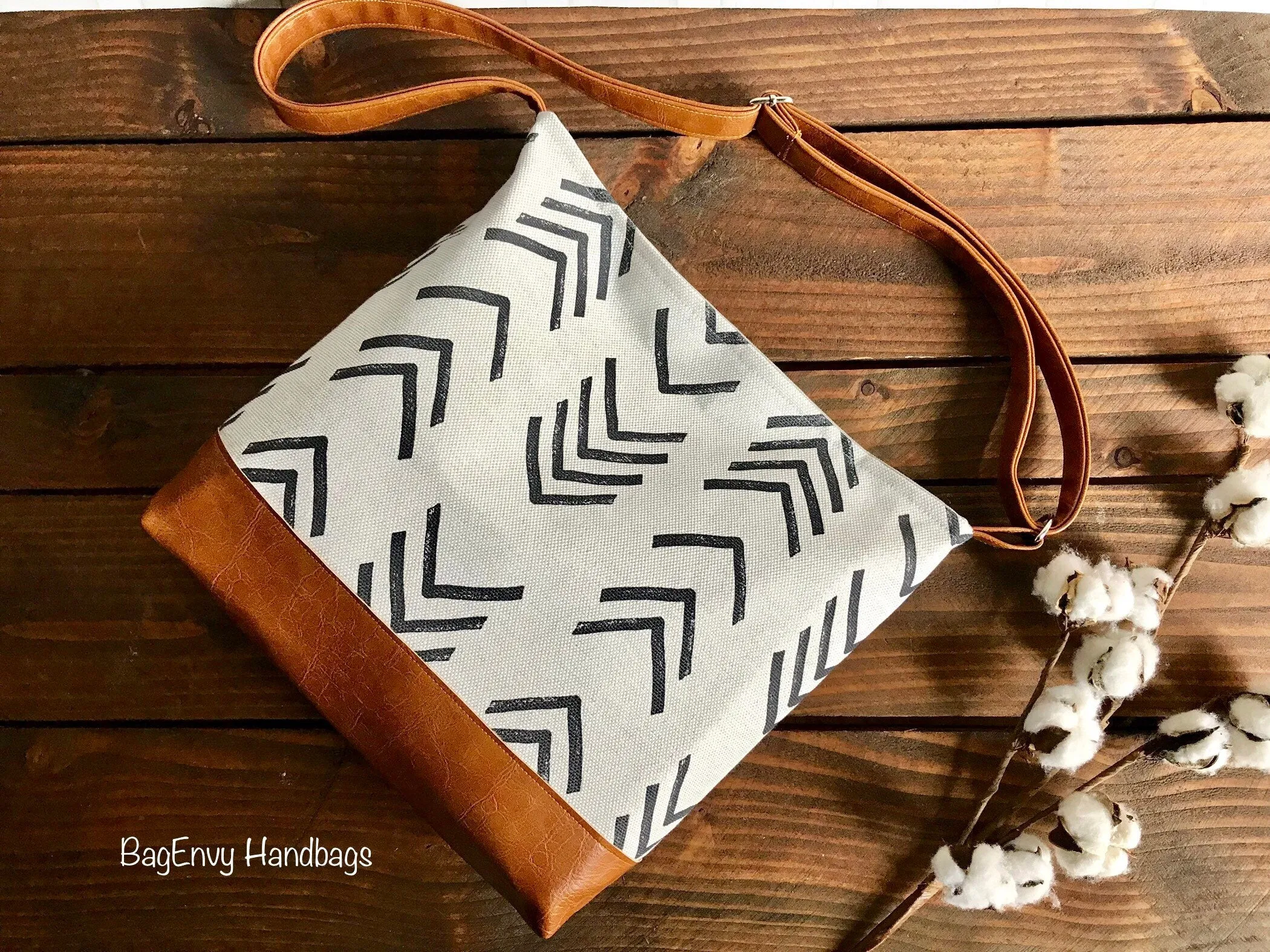 Messenger Slouchy Tote - Peaks Mudcloth  with Vegan Leather - Adjustable Strap