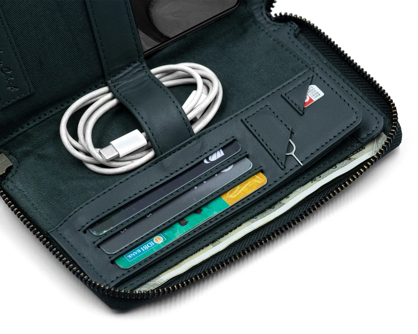 Noble Mobile Clutch - Army Green