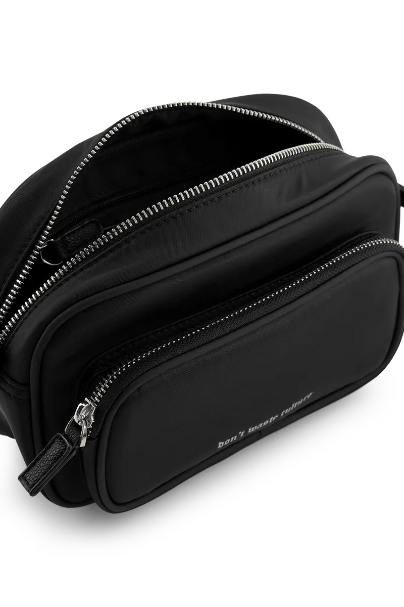 Nylon Messenger Bag | Black