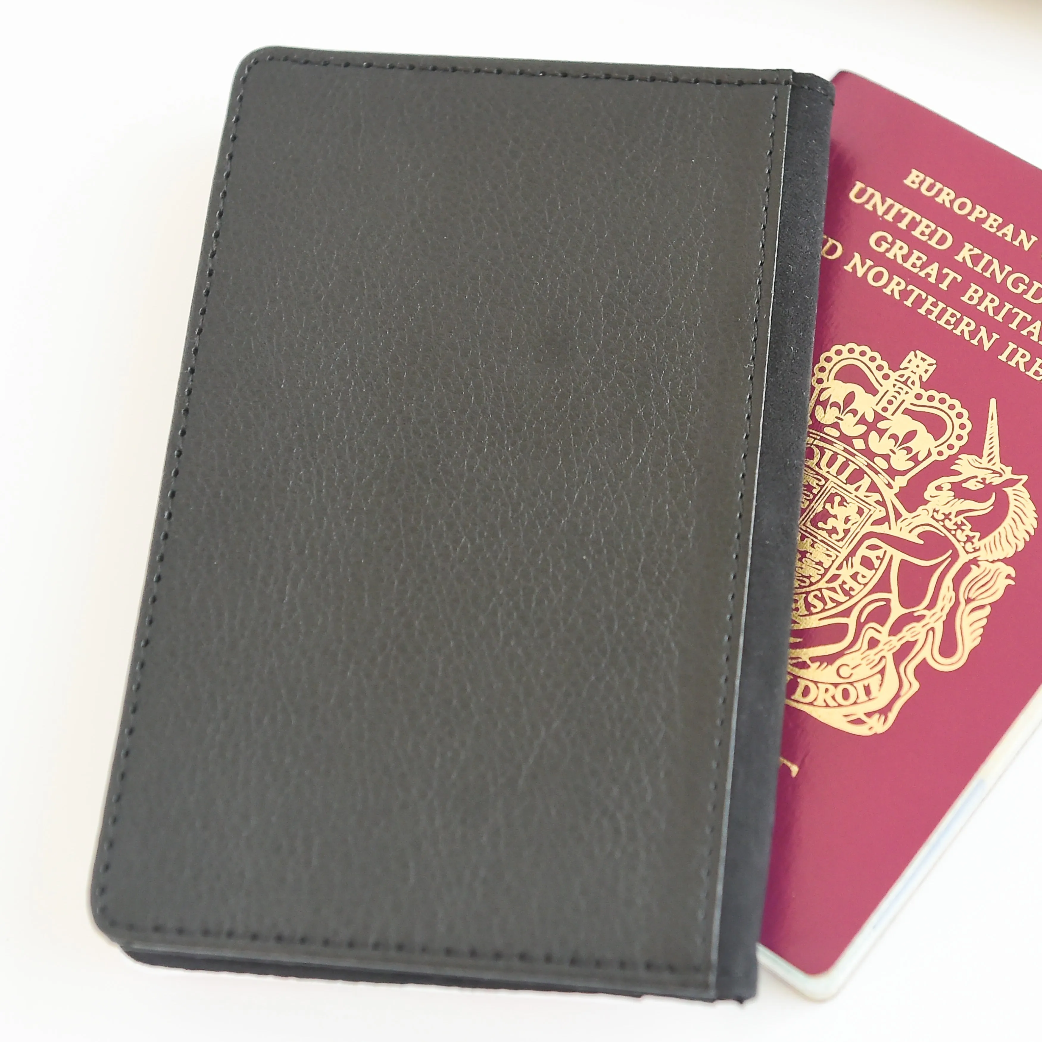 Personalised Passport Holder | White Marble with Navy Initials
