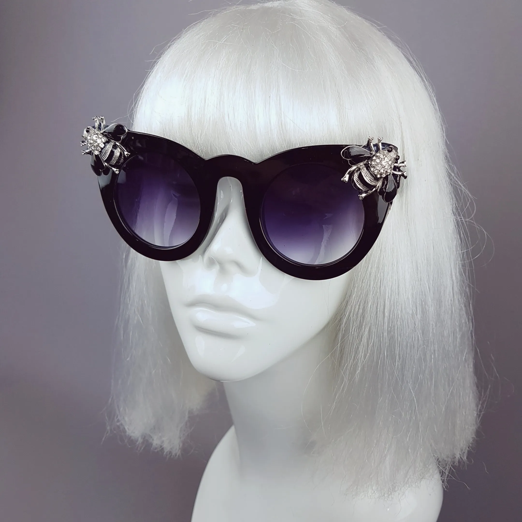 "Zumbido" Silver Jewelled Bee Sunglasses