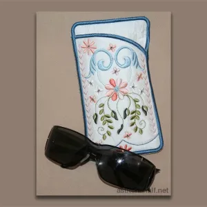 Signature Eyeglass Case