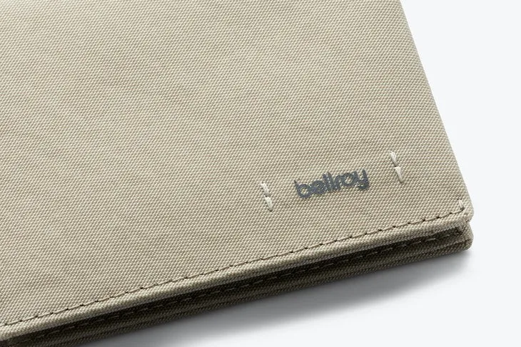 Slim Sleeve - Lichen Grey Woven