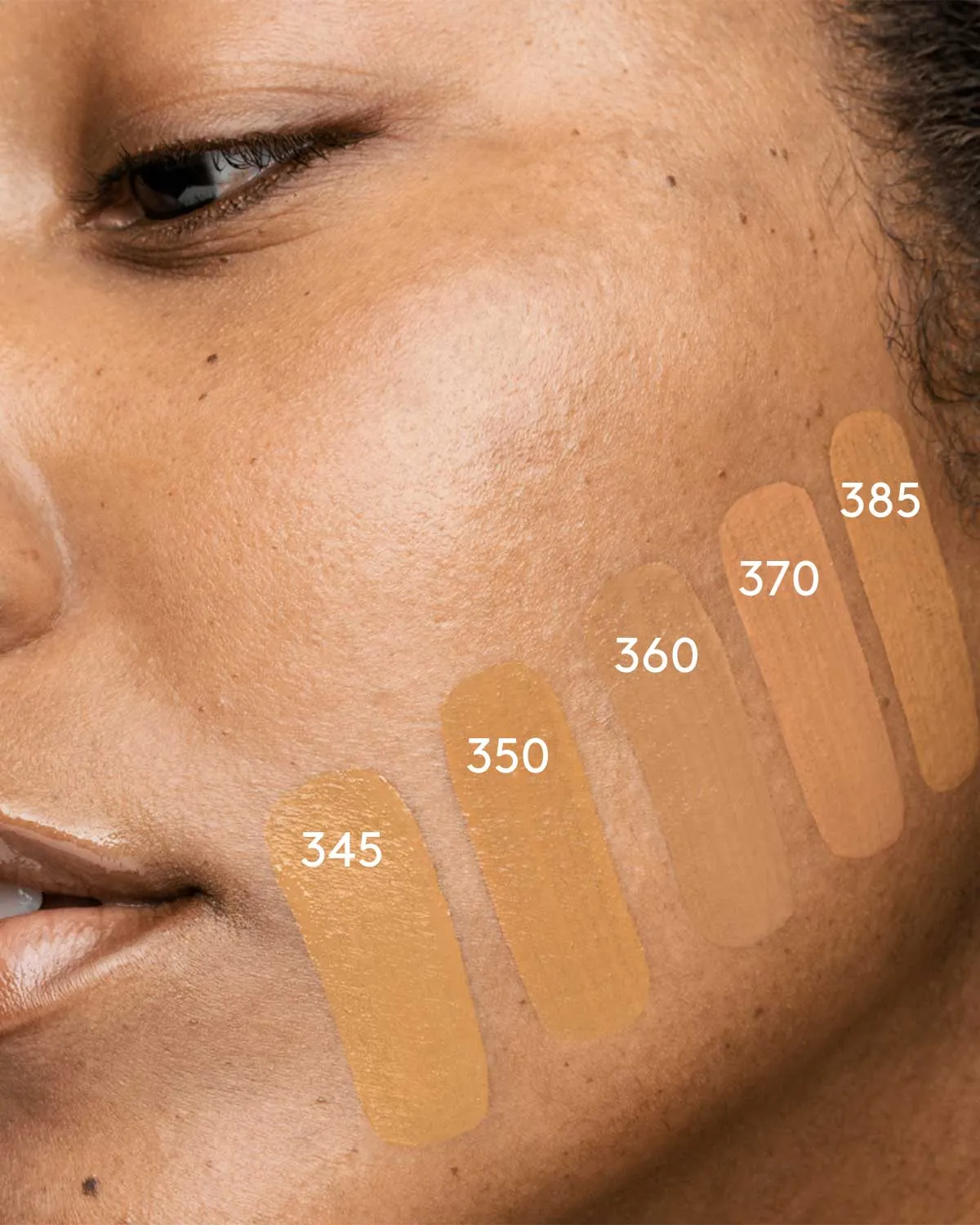 Soft'lit Naturally Luminous Longwear Foundation — 370