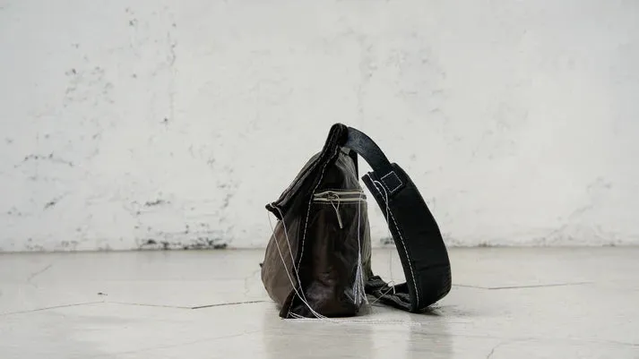 taichimurakami/MESSENGER BAG