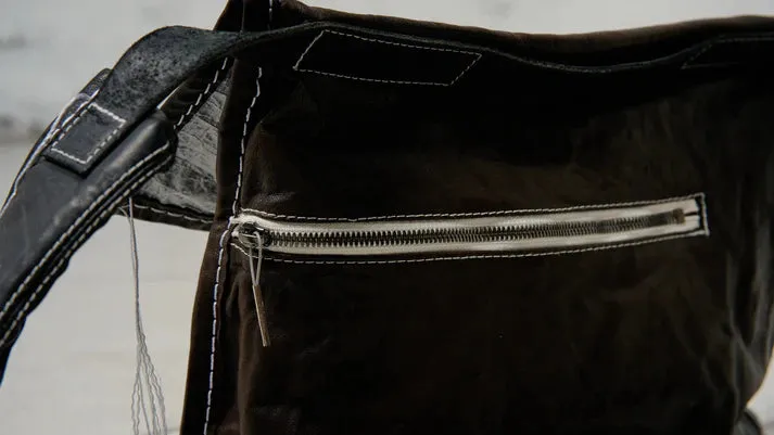 taichimurakami/MESSENGER BAG