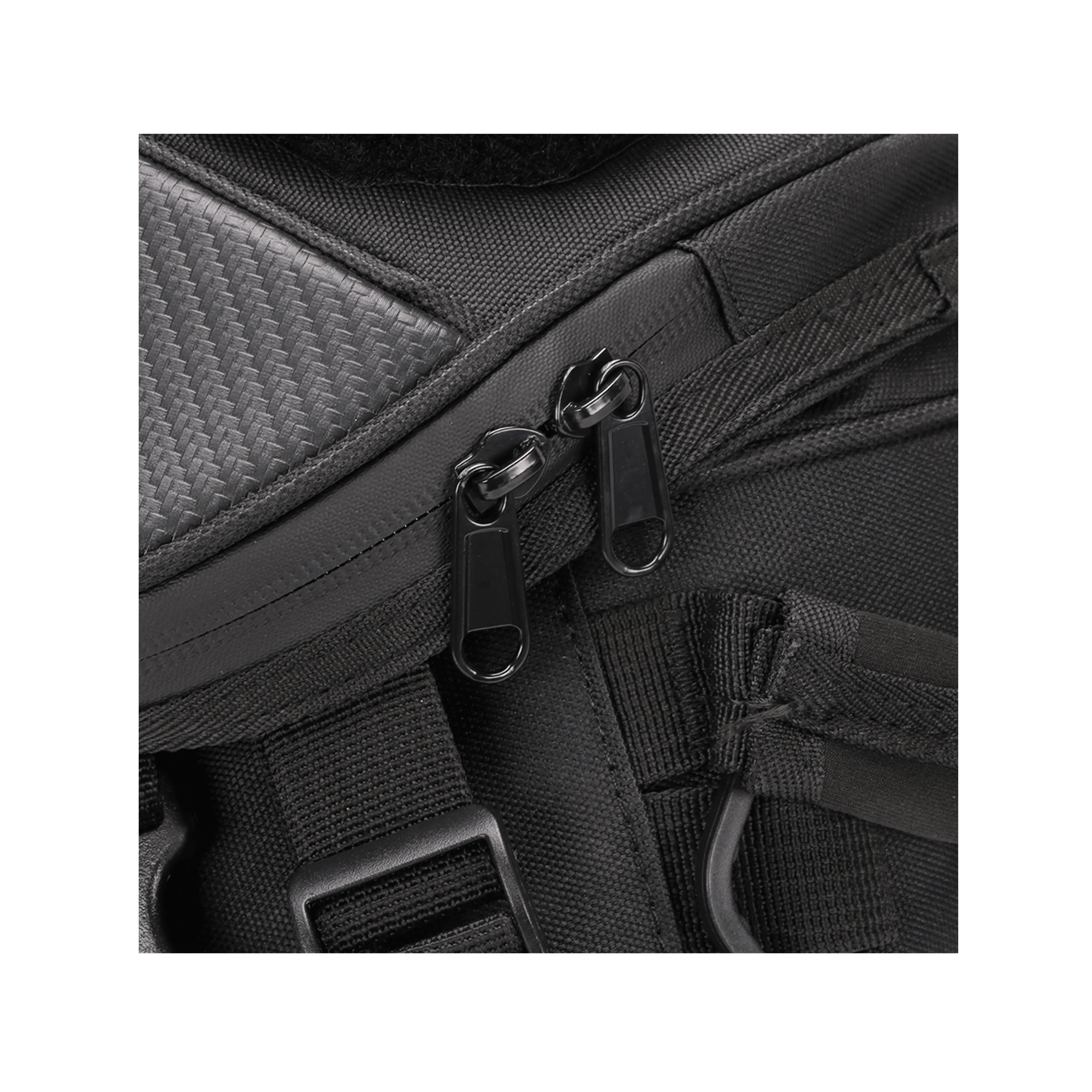 Tail Bag And Mounting For Dirt Bike
