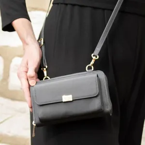 The Captiva Touch Screen Purse