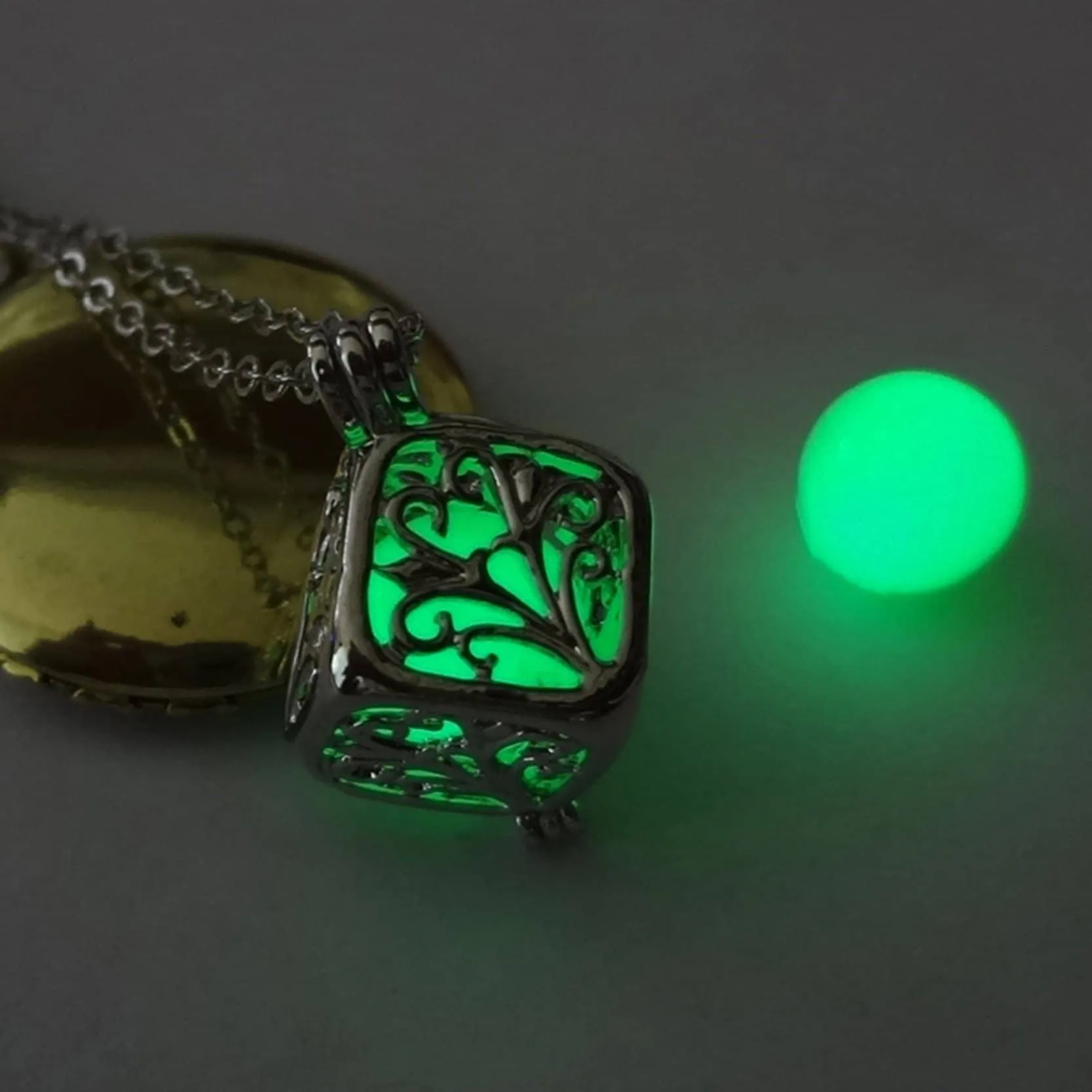 Tree Of Life Luminous Cube Necklace