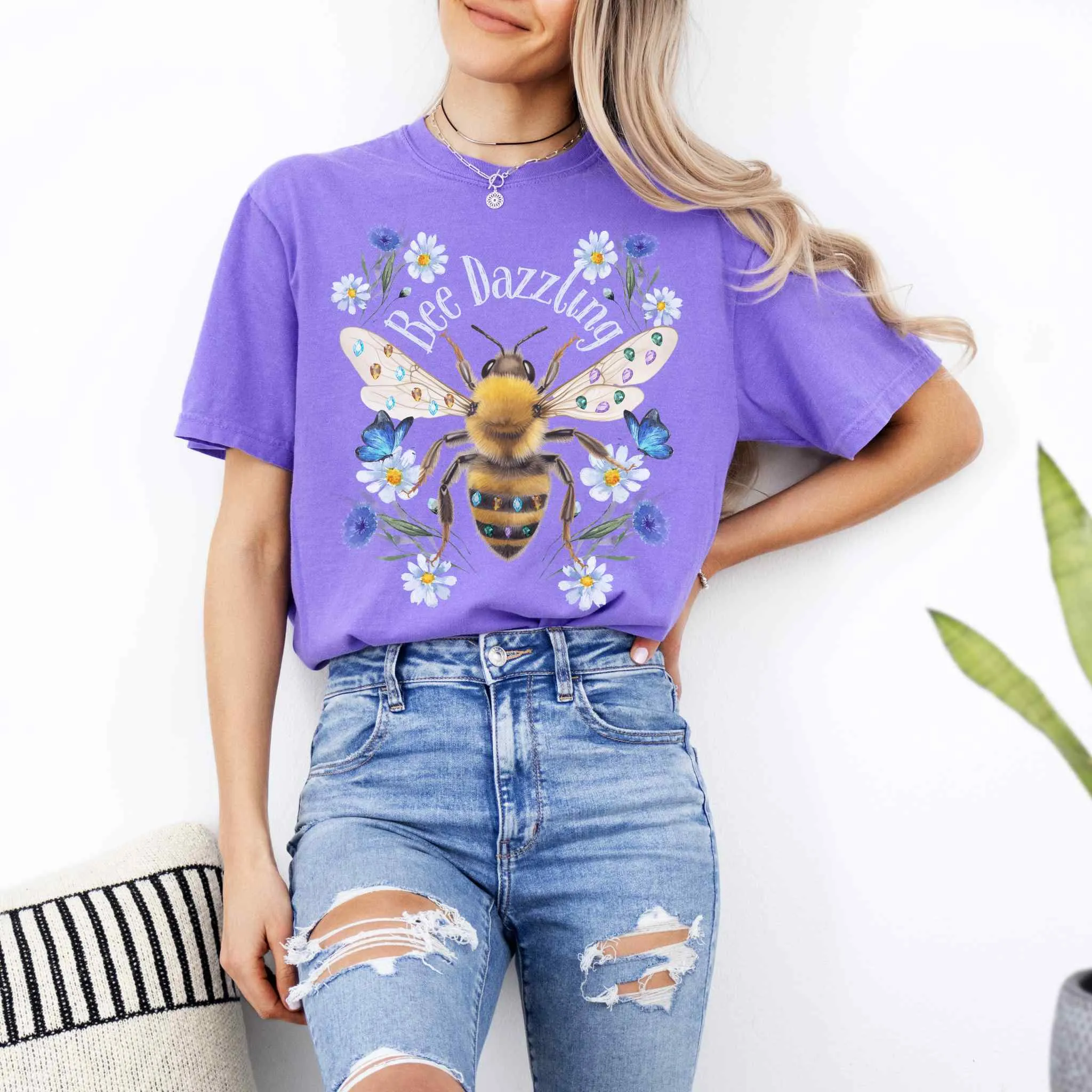 Vintage Bee Dazzling T-Shirt
