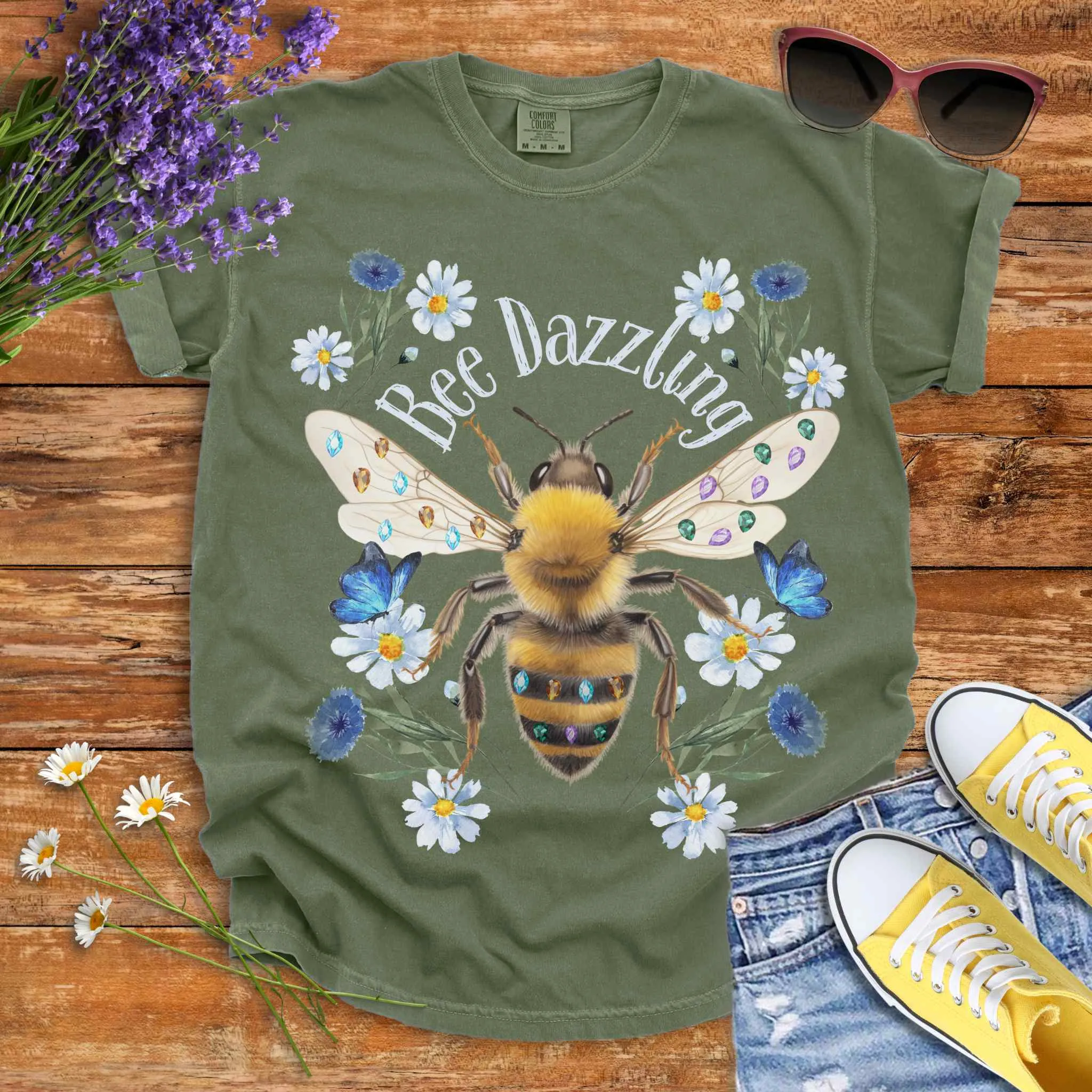 Vintage Bee Dazzling T-Shirt