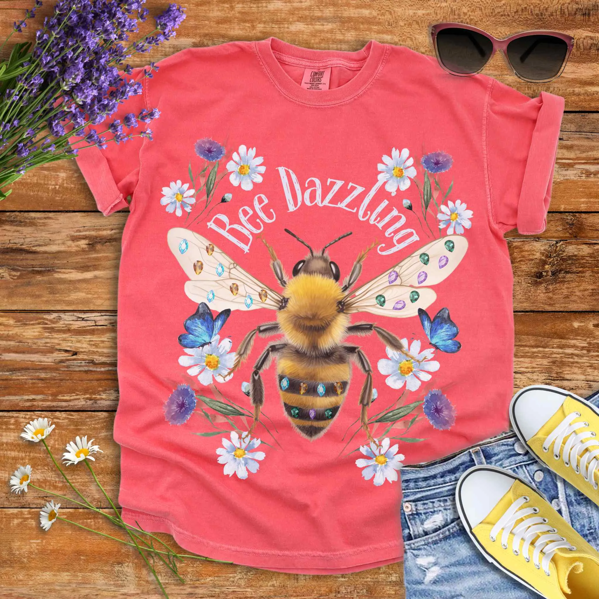 Vintage Bee Dazzling T-Shirt